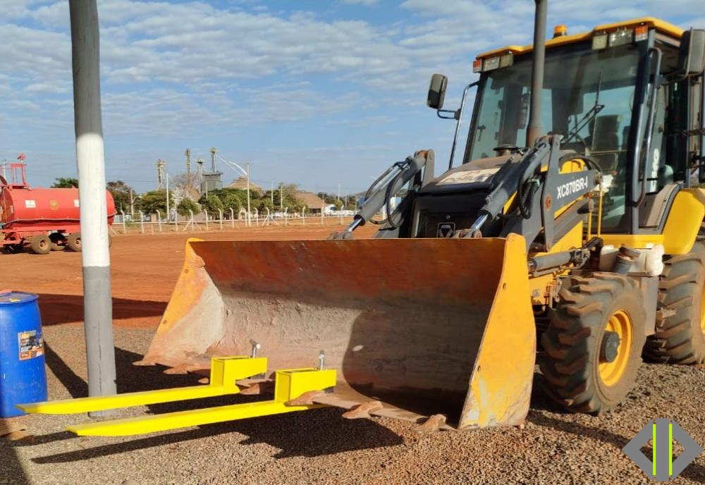 GARFO PARA RETRO ESCAVADEIRA  3t