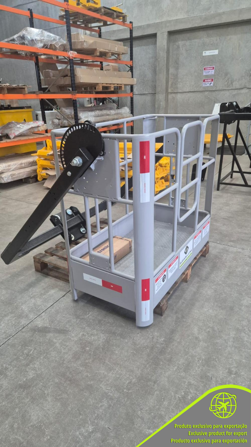 Mechanical leveling work basket