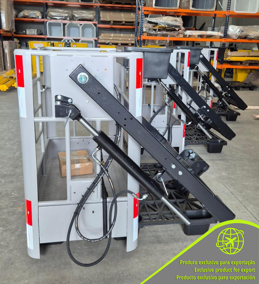 Work basket for knuckle boom crane
