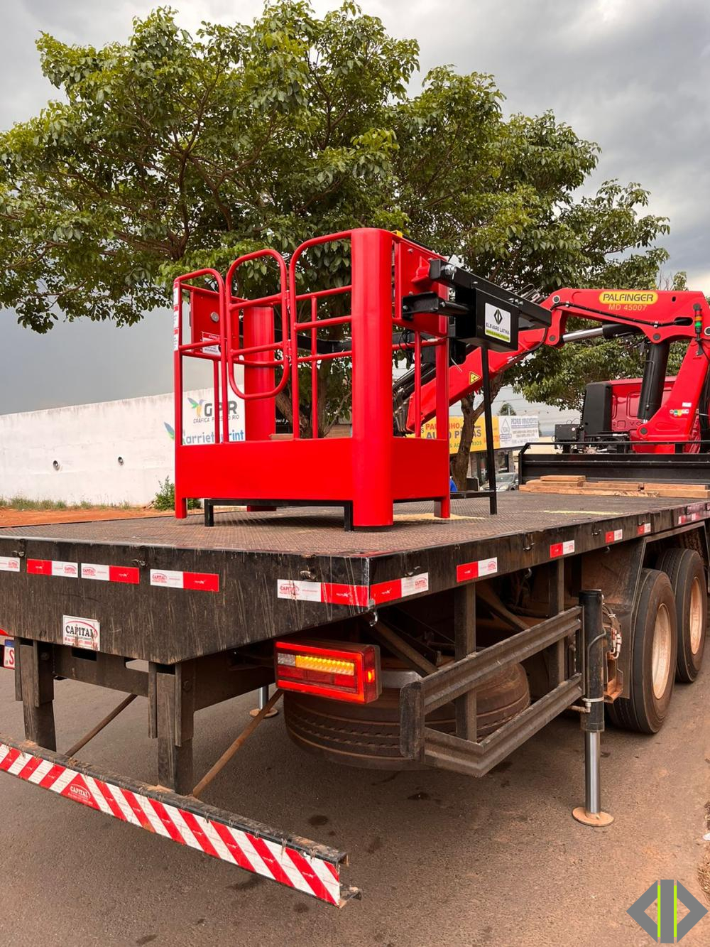 CESTO METÁLICO ACOPLADO  PARA GUINDASTE